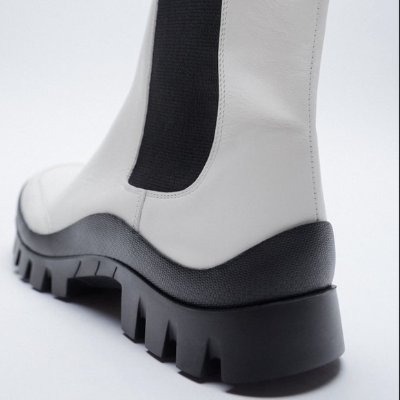 ZARA BNWT Low Heel Vibram Sole Leather Ankle Boots - Picture 3 of 10